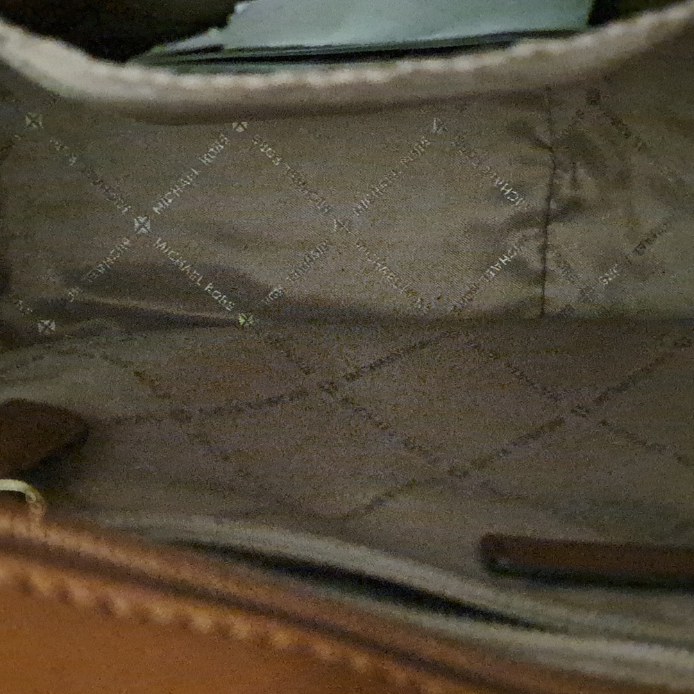 Ladies Handbag - Picture 2 of 5